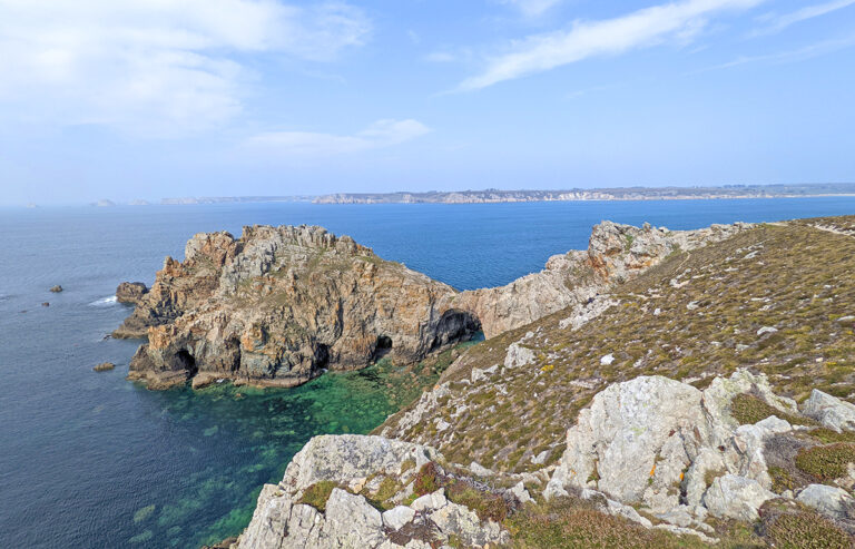 Geopark-Armorique_Pointe-de-Dinan-en-Presqu-ile-de-Crozon