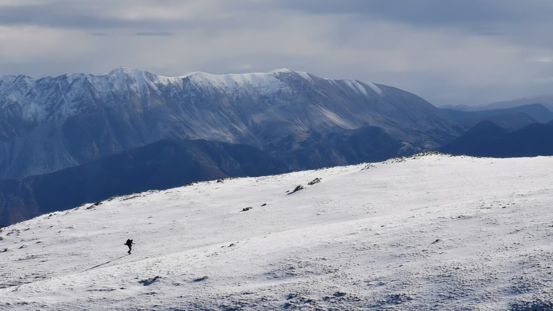 Accompagnateur Rando Bivouac Trek - Reconnexion Nature - Randonnée en raquettes (© Julien Defois)