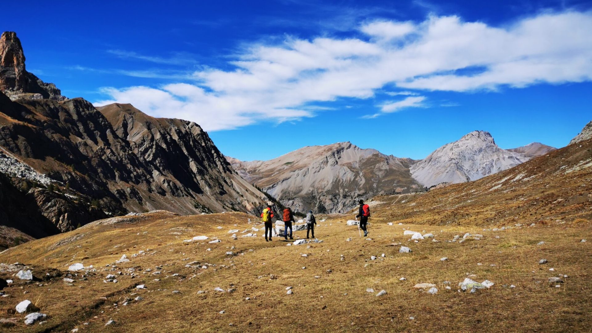 Accompagnateur Rando Bivouac Trek - Reconnexion Nature - Randonnée (© Julien Defois)