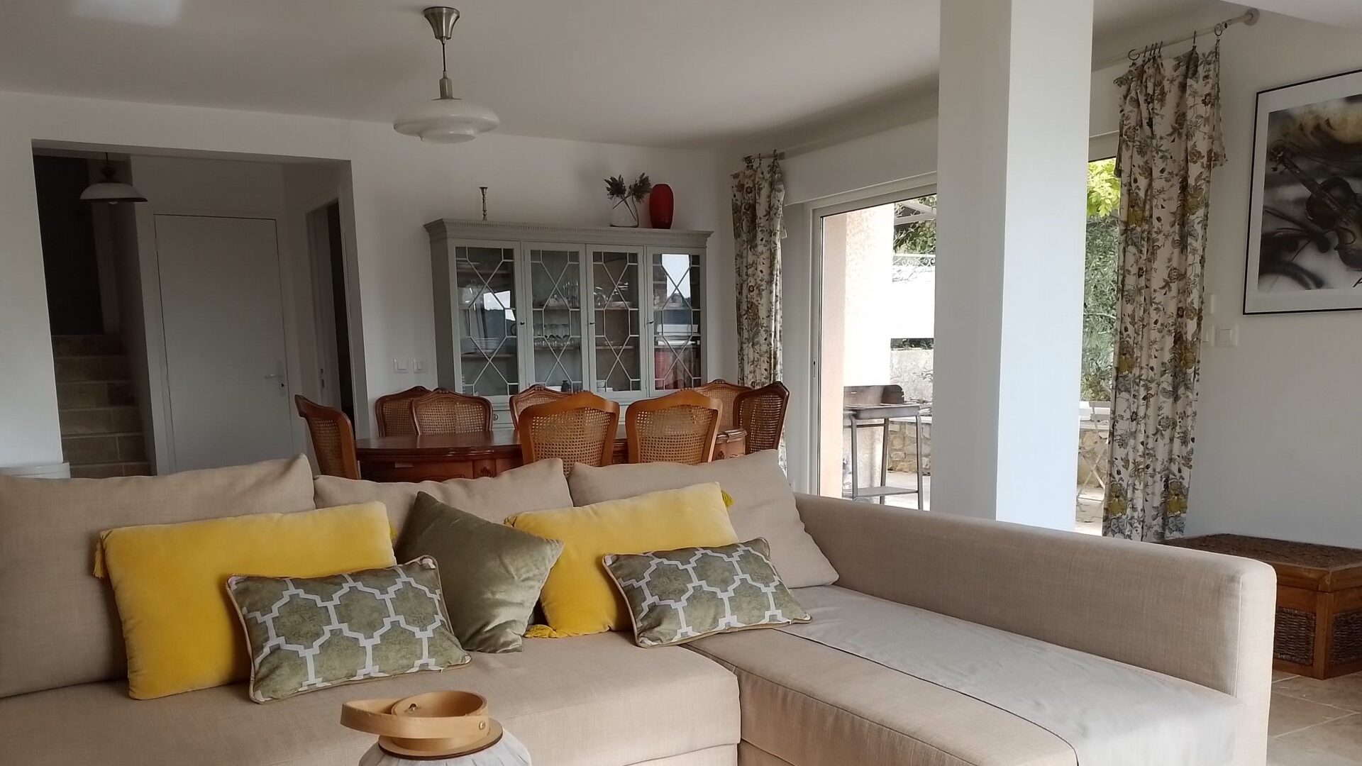 Gîte T5 Villa Flora, salon-salle à manger - Salon (© LE ROYER Nathalie)