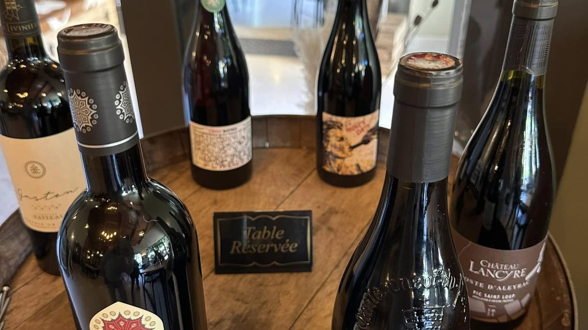 Vins rouges sélectionnés (© L'hôtentique)