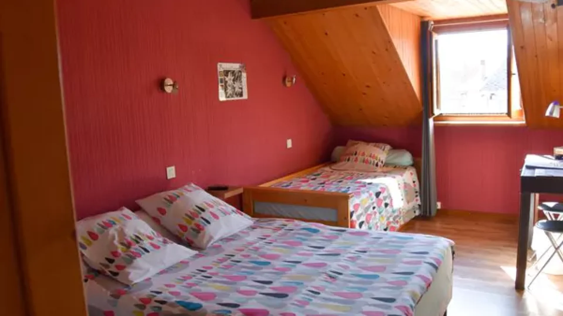 Hôtel-Restaurant Chez Le Poète**_Selonnet - chambre hôtel (© Hôtel-Restaurant Chez Le Poète**_Selonnet)