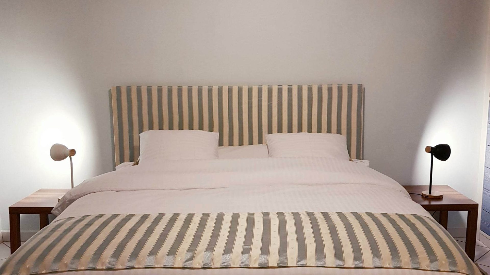 Chambres d'hôtes : Le Pin des Arches - Chambre bleue (© Chambres d'hôtes : Le Pin des Arches)