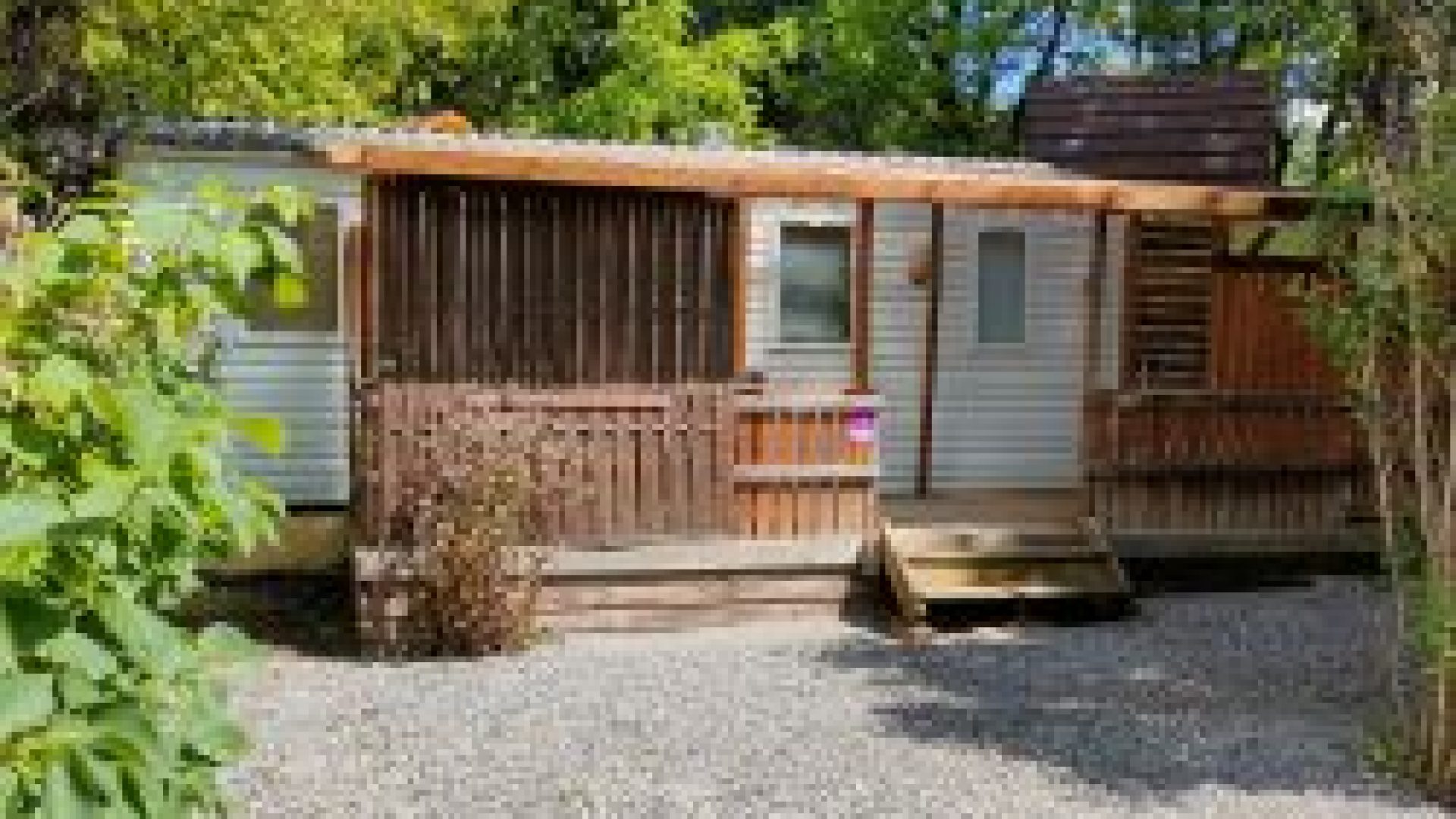 Camping du Moulin de Thoard (© F.& M. MARION)