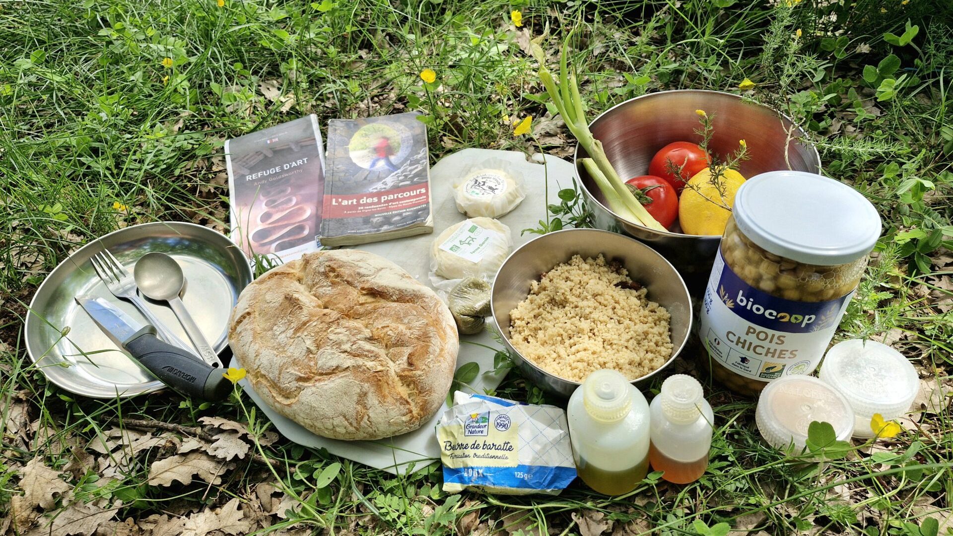 Tous nos pique-niques et repas pour nos séjours sont préparés à partir de produits bio et/ou locaux. (© Luc Richard)