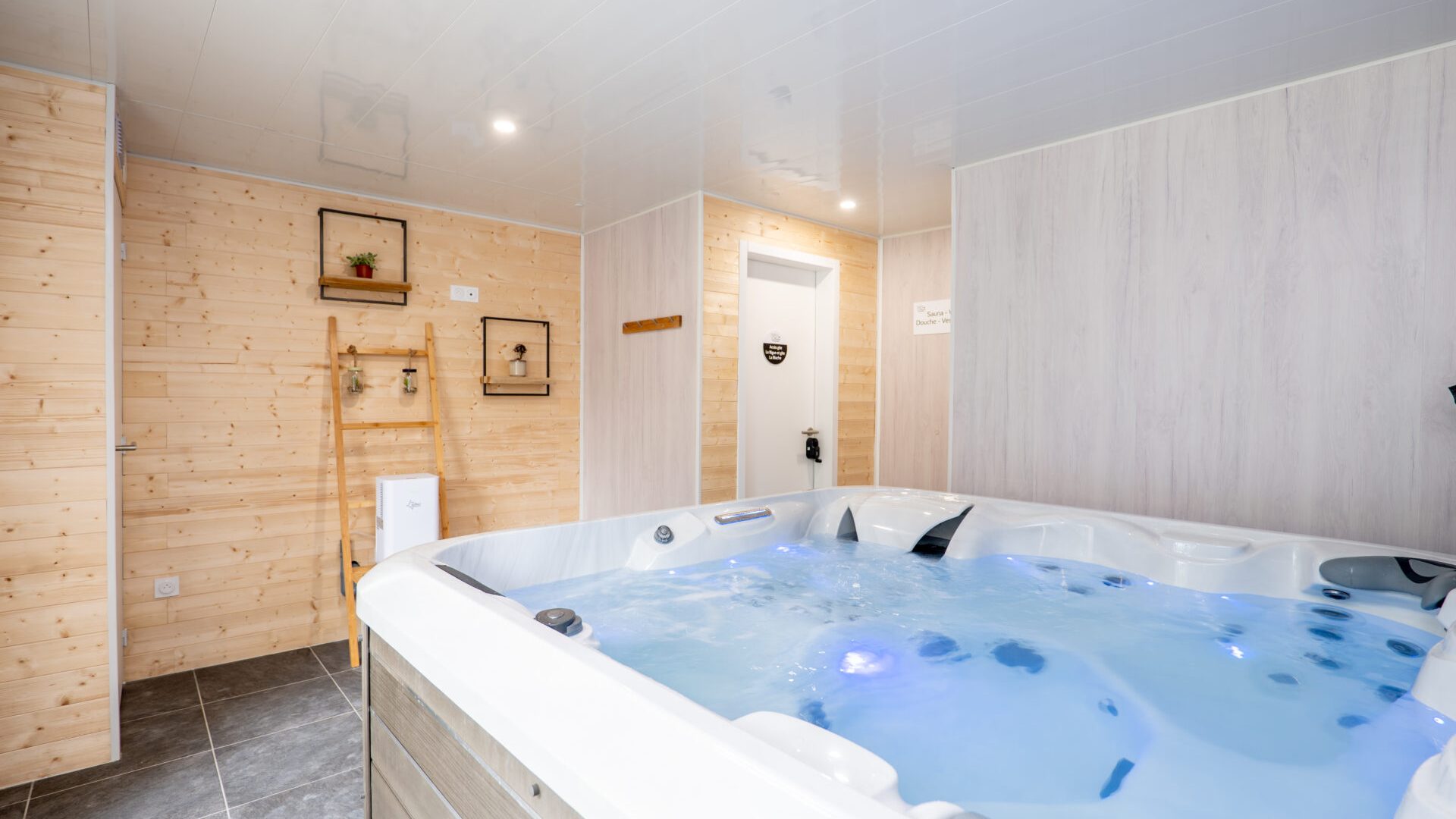 Hébergements Plaines-Provence Spa & Sauna - Espace 
