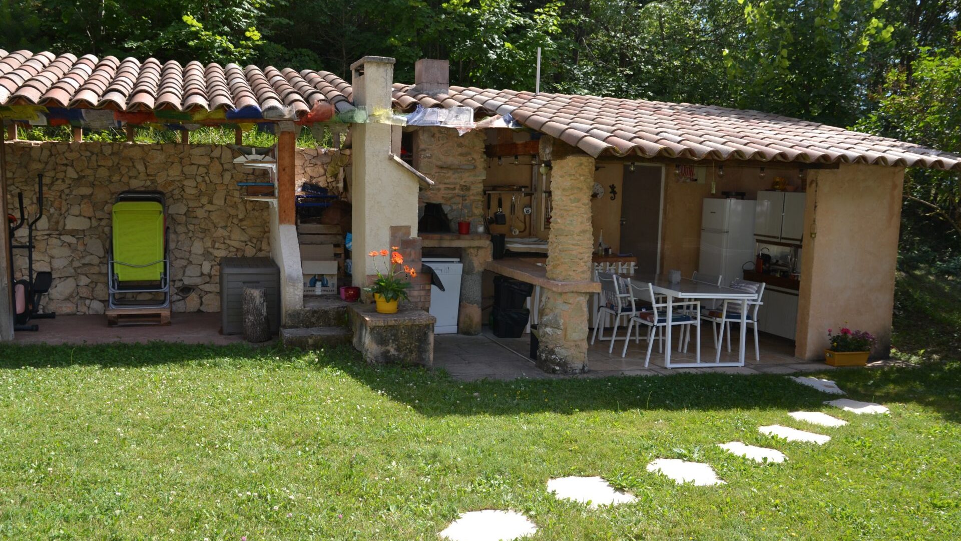 Cuisine d'été (© Lou Cèu Sin)