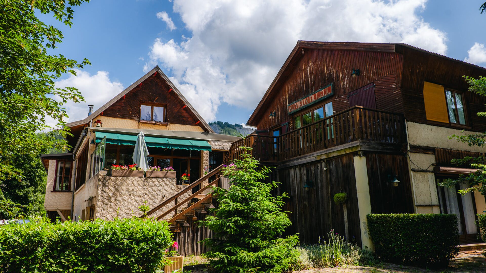 Hôtel le Vieux Tilleul - Seyne (© Benjamin MAXANT)