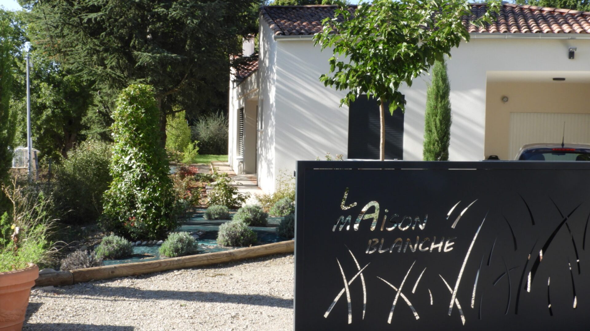 Portail d'accès (© CHAPON)