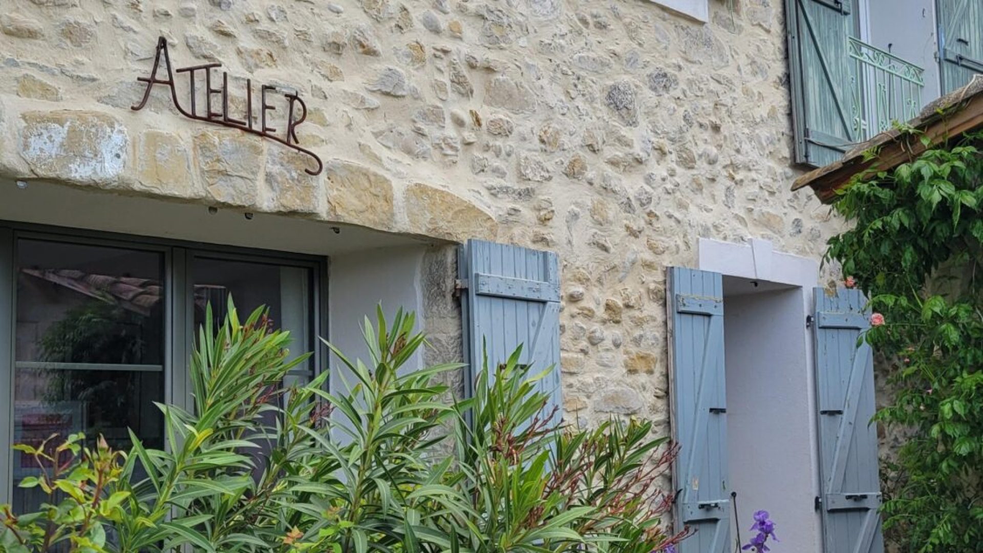 Le Gîte Bastida Flora, une Bastide provençale du 17ème (© Gîtes La Bastida Flora)