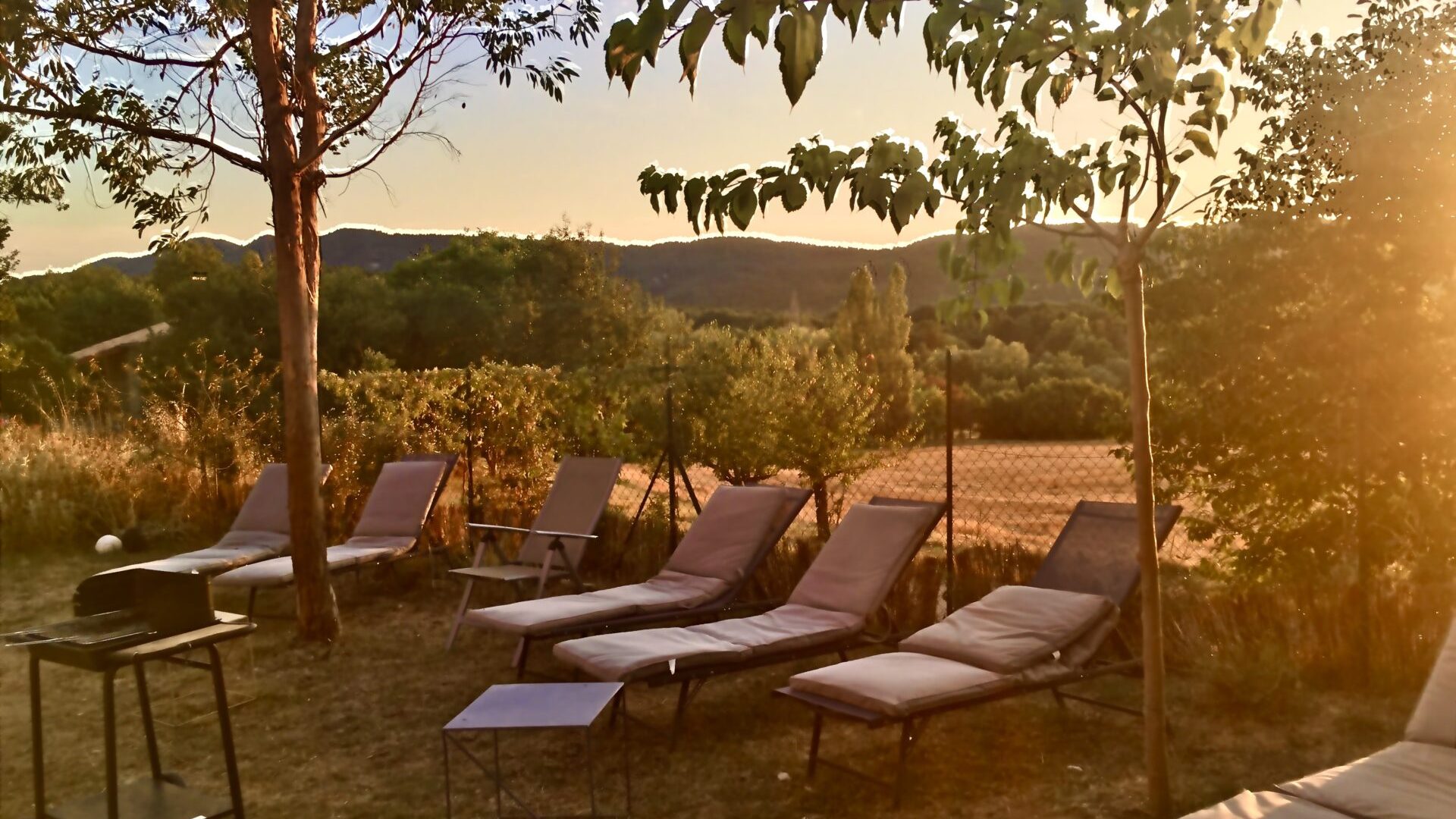 Jardin de Gîte Villa Flora (© Gîtes la Bastida Flora)