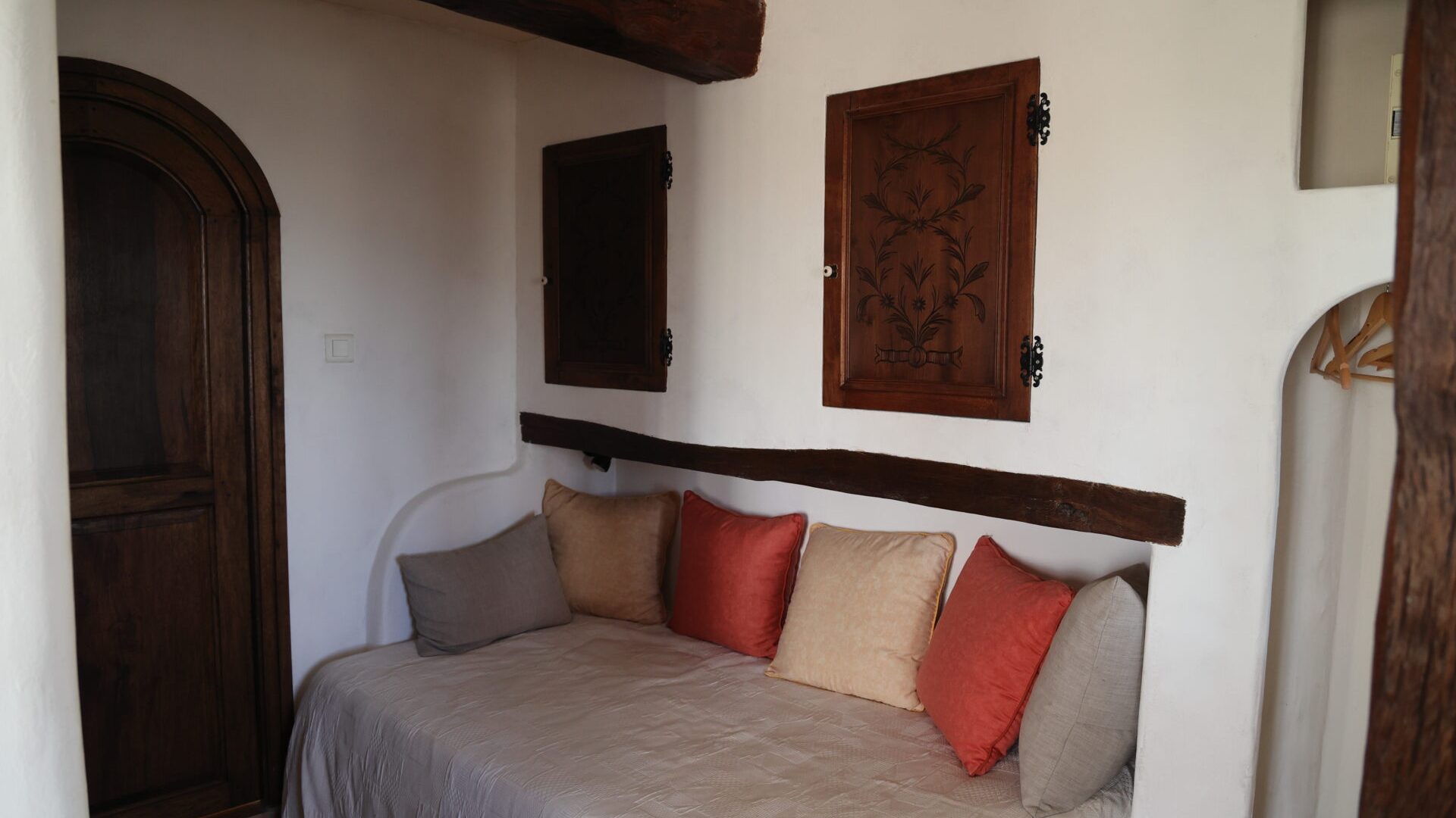 Canapé-lit une personne (© Jean-Louis DUMONTIER)